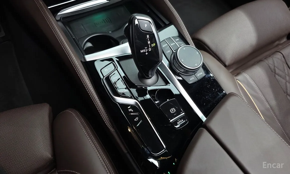 Фото 9 - BMW 5 Series