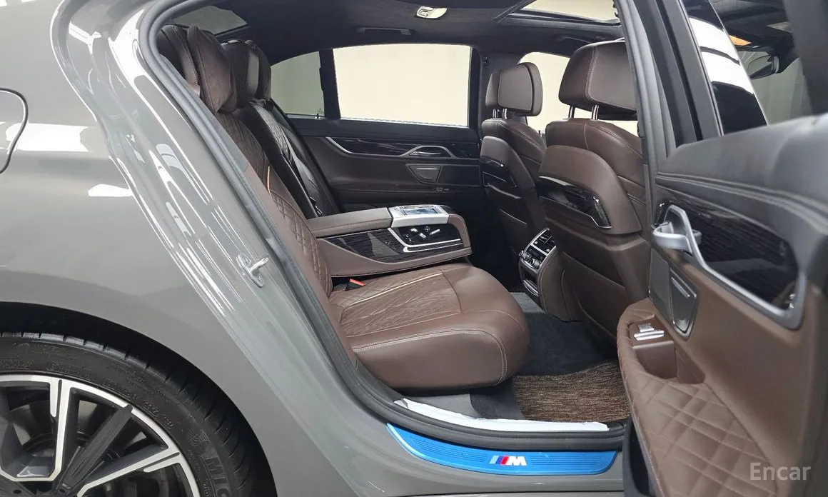 BMW 7 Series 2015 730d xDrive M Sport