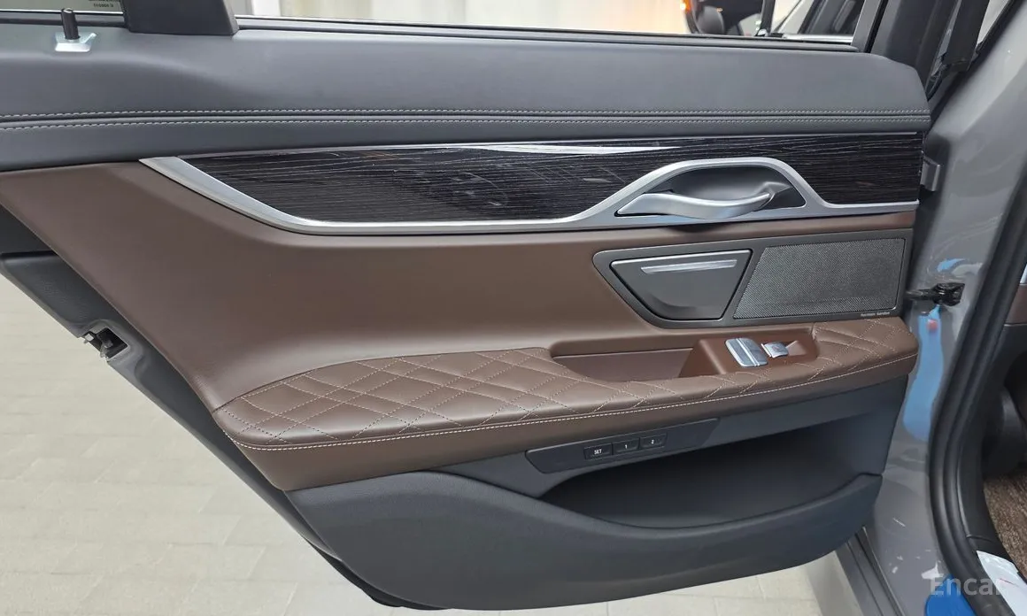 BMW 7 Series 2015 730d xDrive M Sport