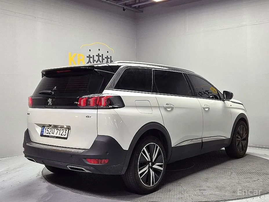 2017 Peugeot 5008