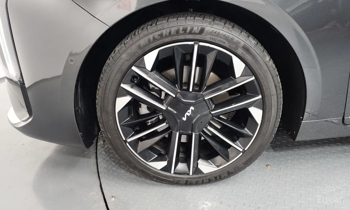 Kia K8 2024 2.5 Gasoline 2WD