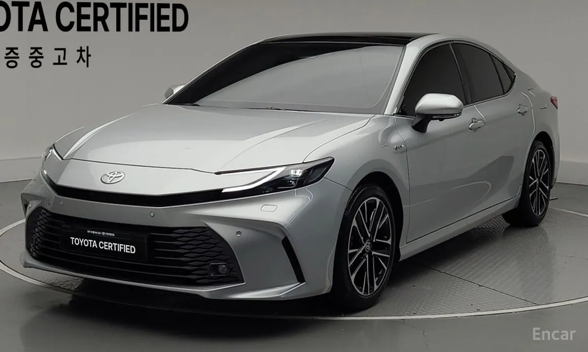 Toyota Camry 2024 2.5 XLE Premium Hybrid