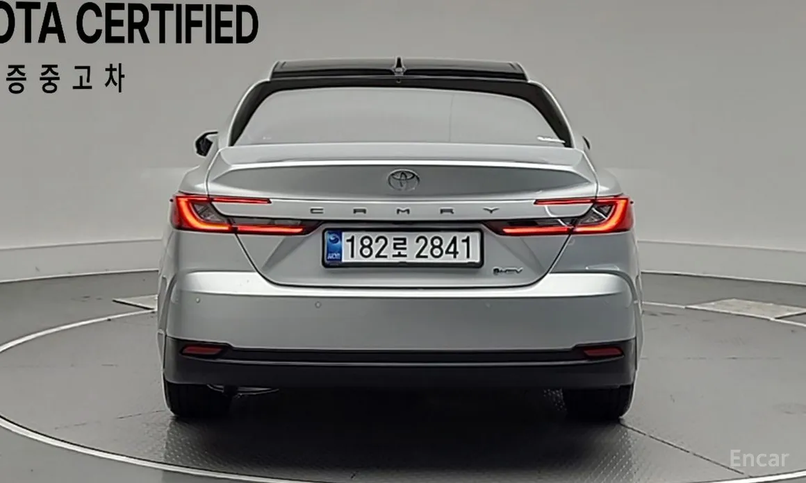 Toyota Camry 2024 2.5 XLE Premium Hybrid