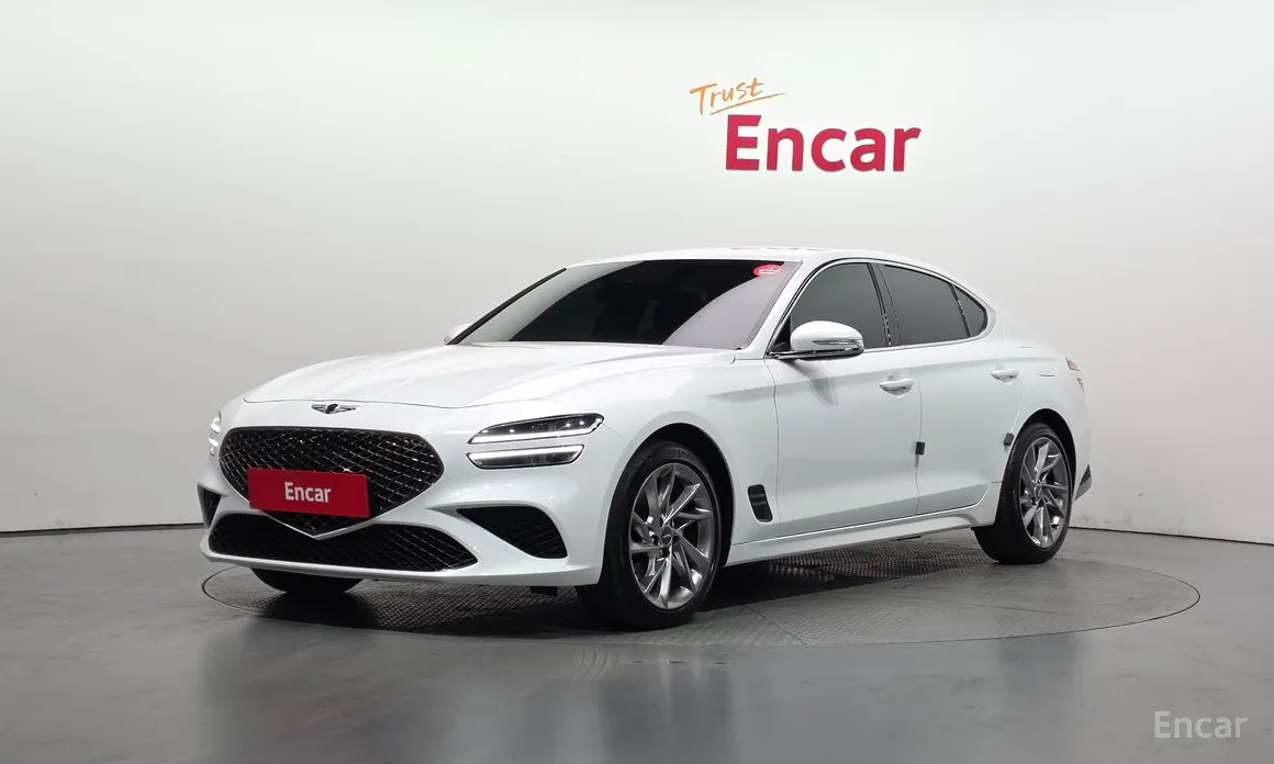 صورة 1 - Genesis G70