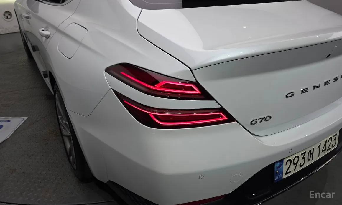 صورة 23 - Genesis G70