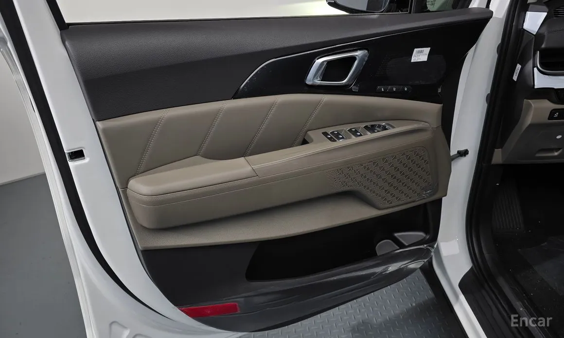 Фото 24 - Kia Carnival