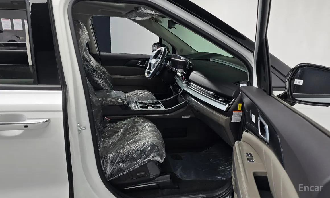 Фото 26 - Kia Carnival