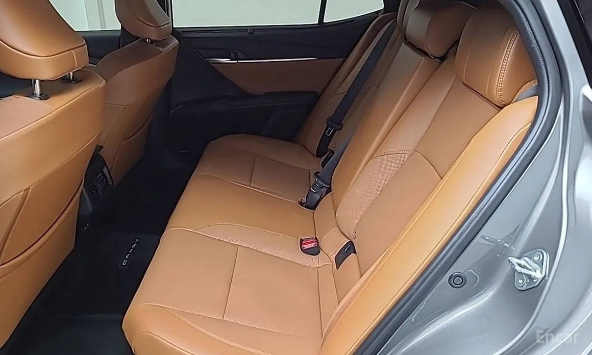 Toyota Camry 2024 2.5 XLE Premium Hybrid