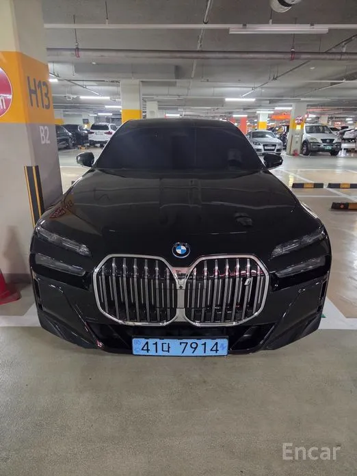 BMW i7 2022 eDrive 50 M Sport