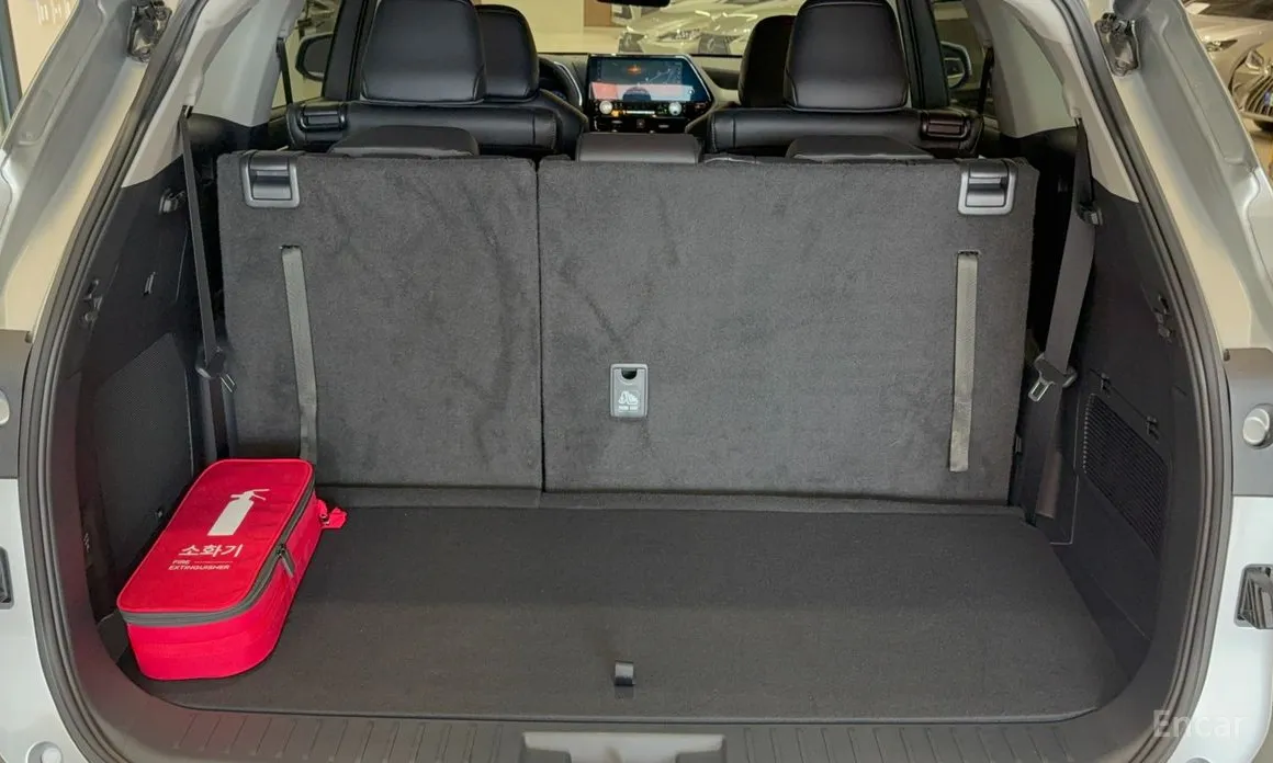 Фото 14 - Toyota Highlander