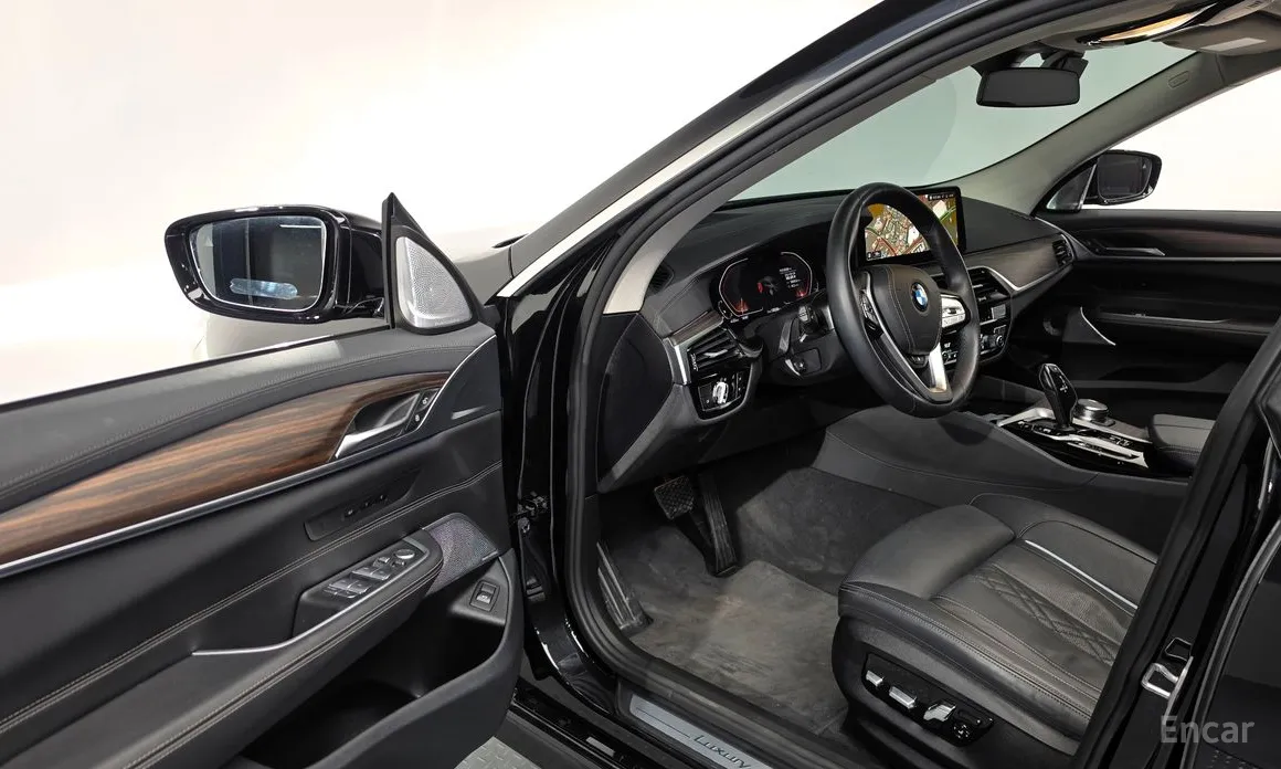 BMW Gran Turismo 2017 640i xDrive Luxury