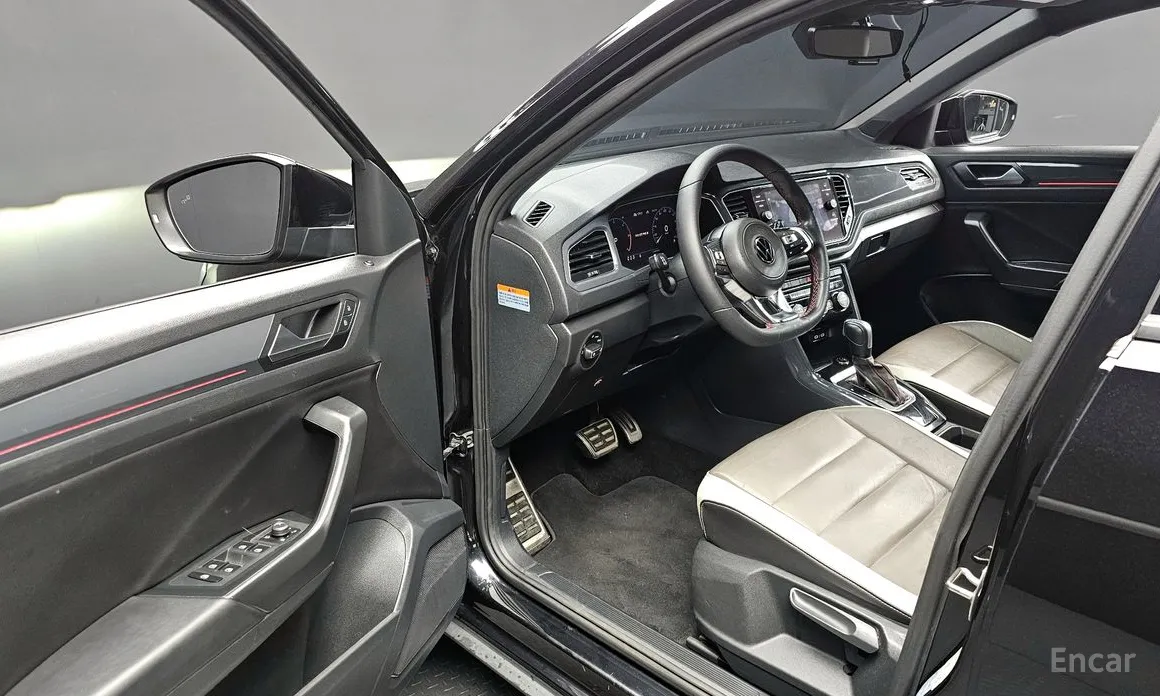Zdjęcie 10 - Volkswagen T-Roc