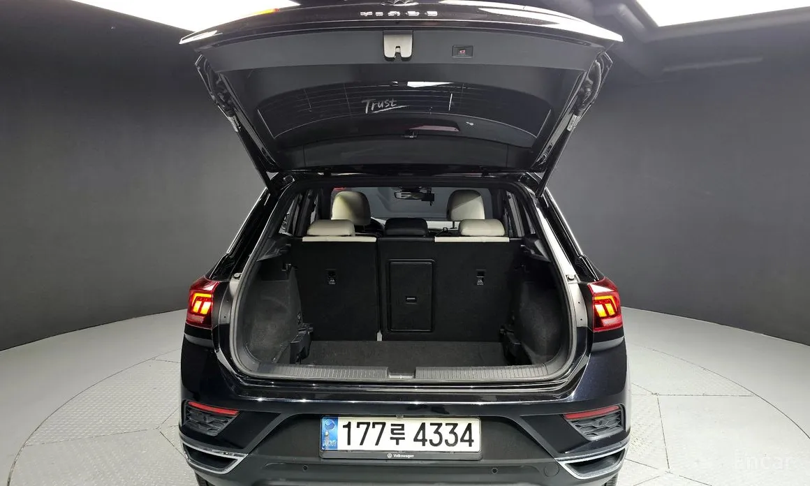 Zdjęcie 20 - Volkswagen T-Roc