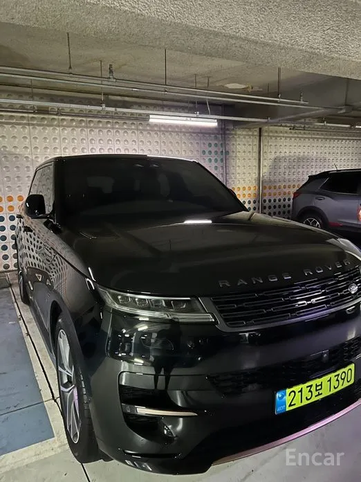 Photo 1 - Land Rover Range Rover Sport