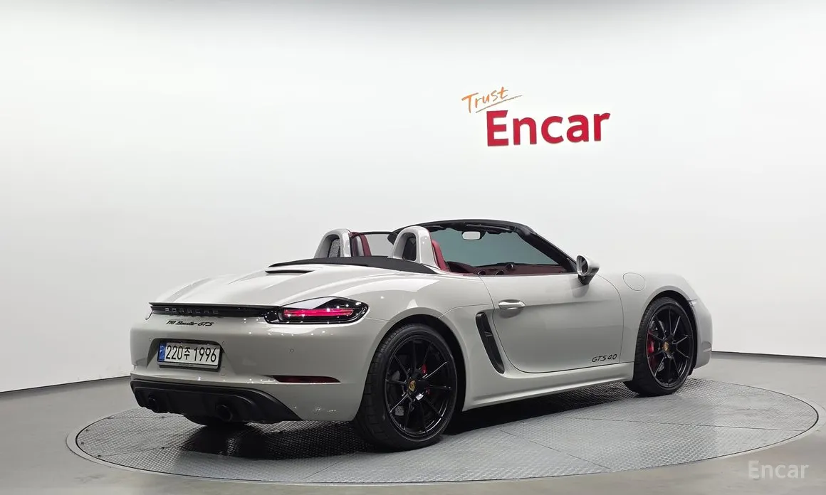 2016 Porsche 718