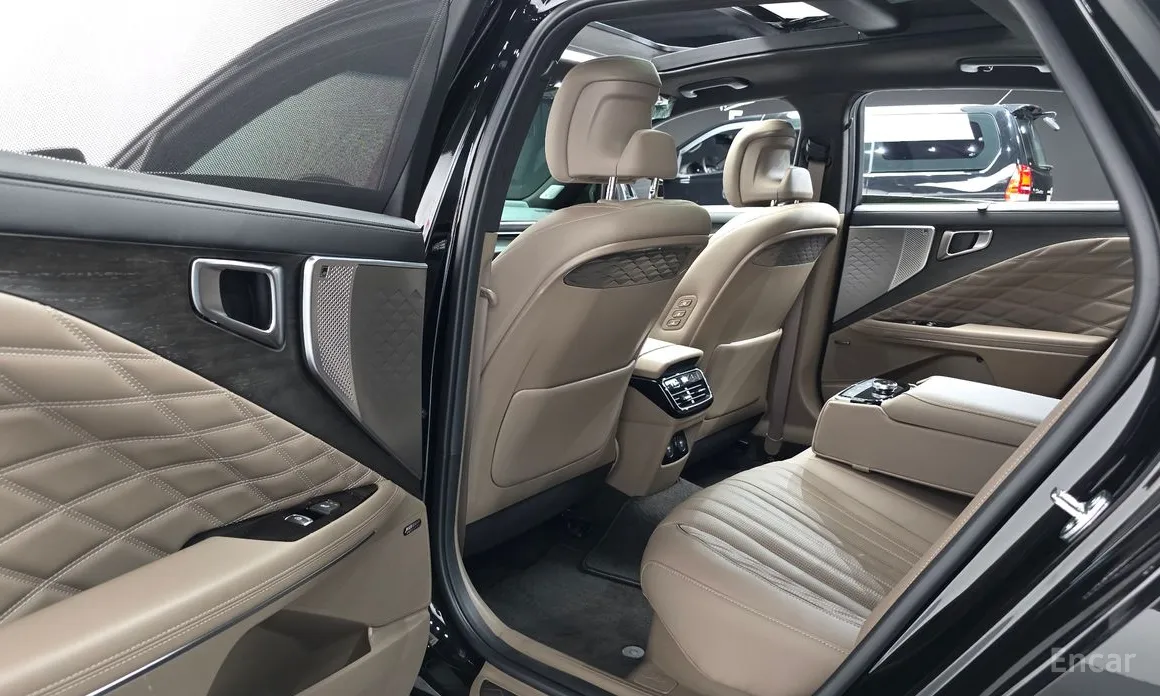 صورة 11 - Kia K8