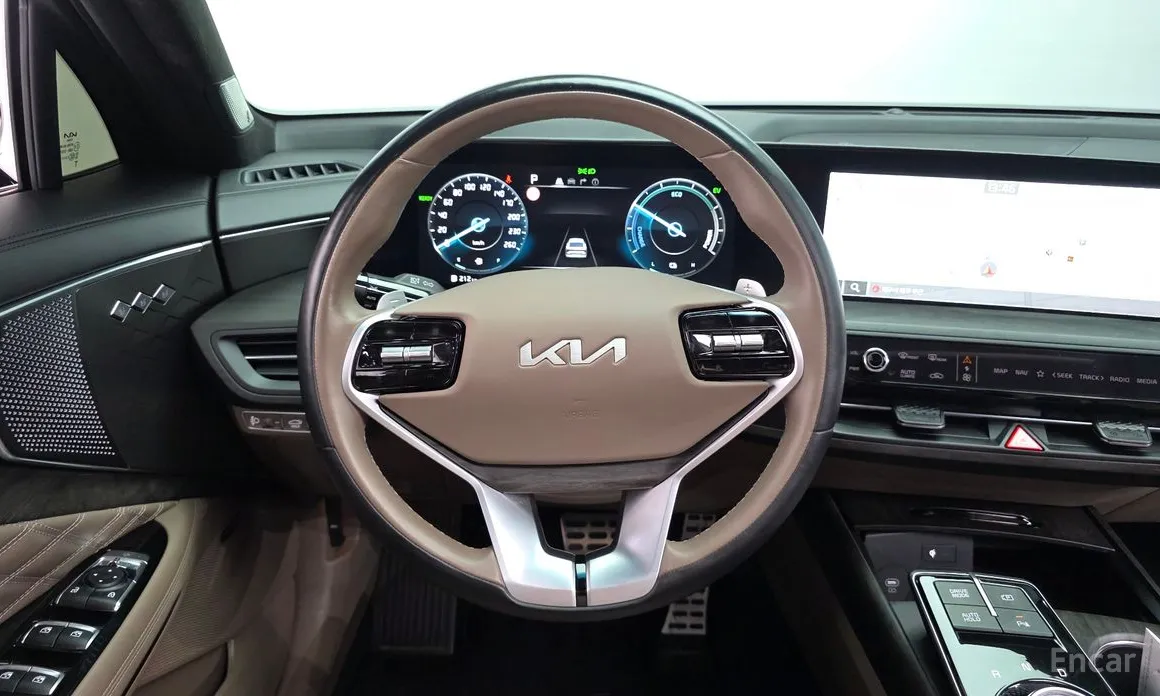 صورة 12 - Kia K8