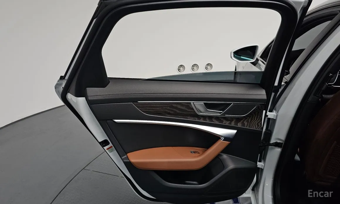 Audi A6 2019 45 TFSI Quattro Premium