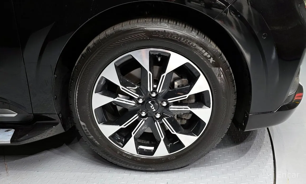Фото 21 - Kia Carnival