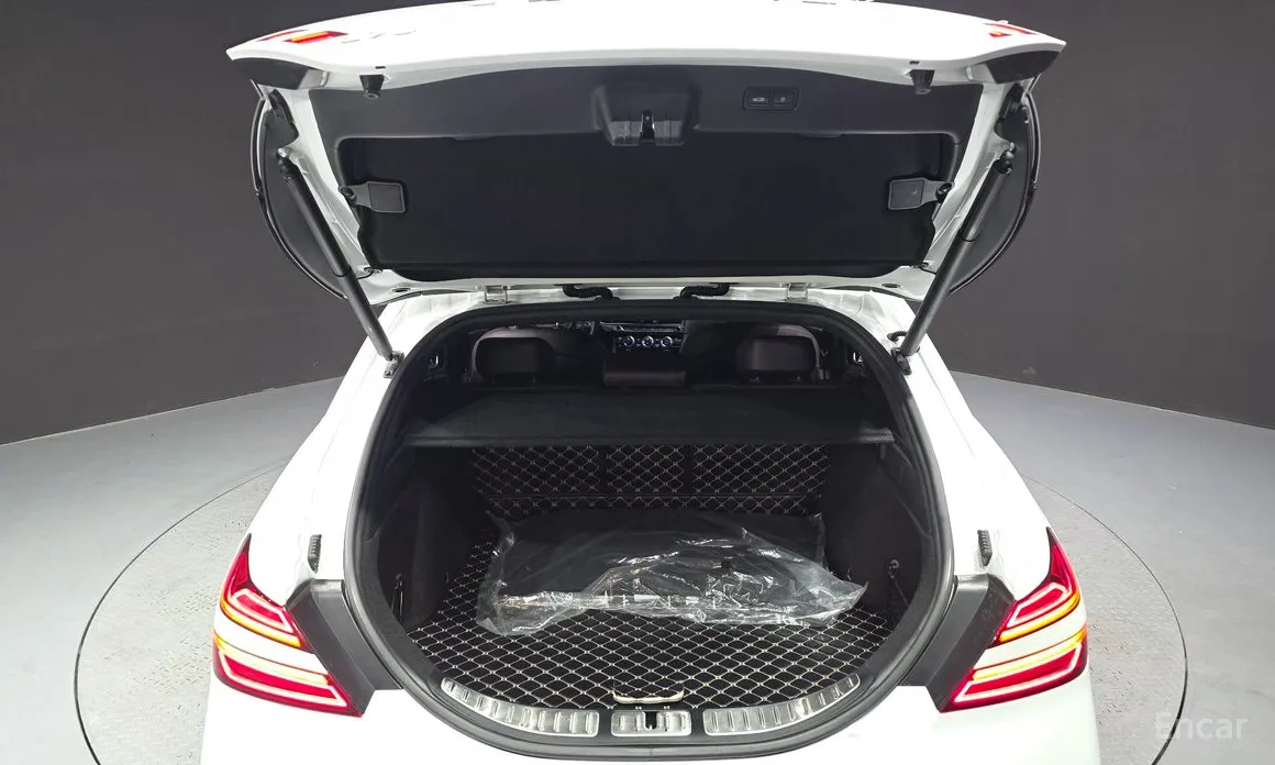 Genesis G70 2022 Gasoline 2.0T 2WD