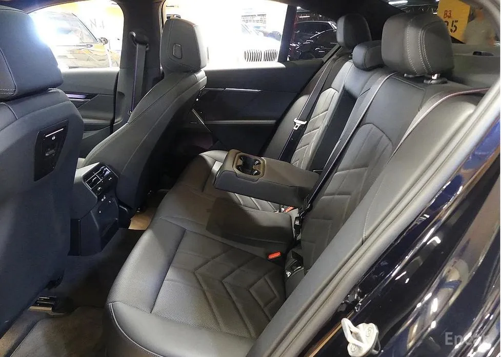 BMW 5 Series 2023 520i Special Edition