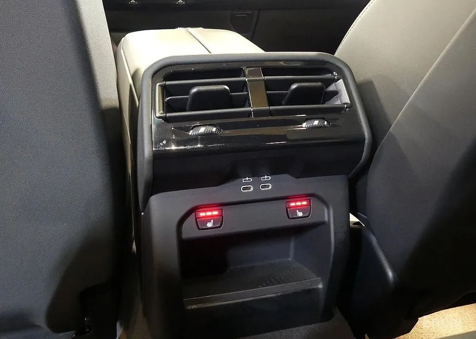 BMW 5 Series 2023 520i Special Edition