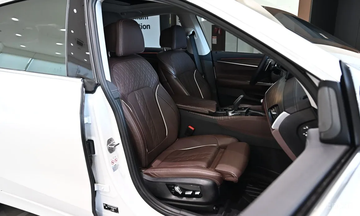 BMW Gran Turismo 2017 630i xDrive Luxury