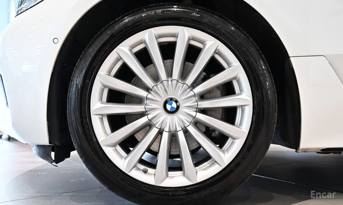 BMW Gran Turismo 2017 630i xDrive Luxury