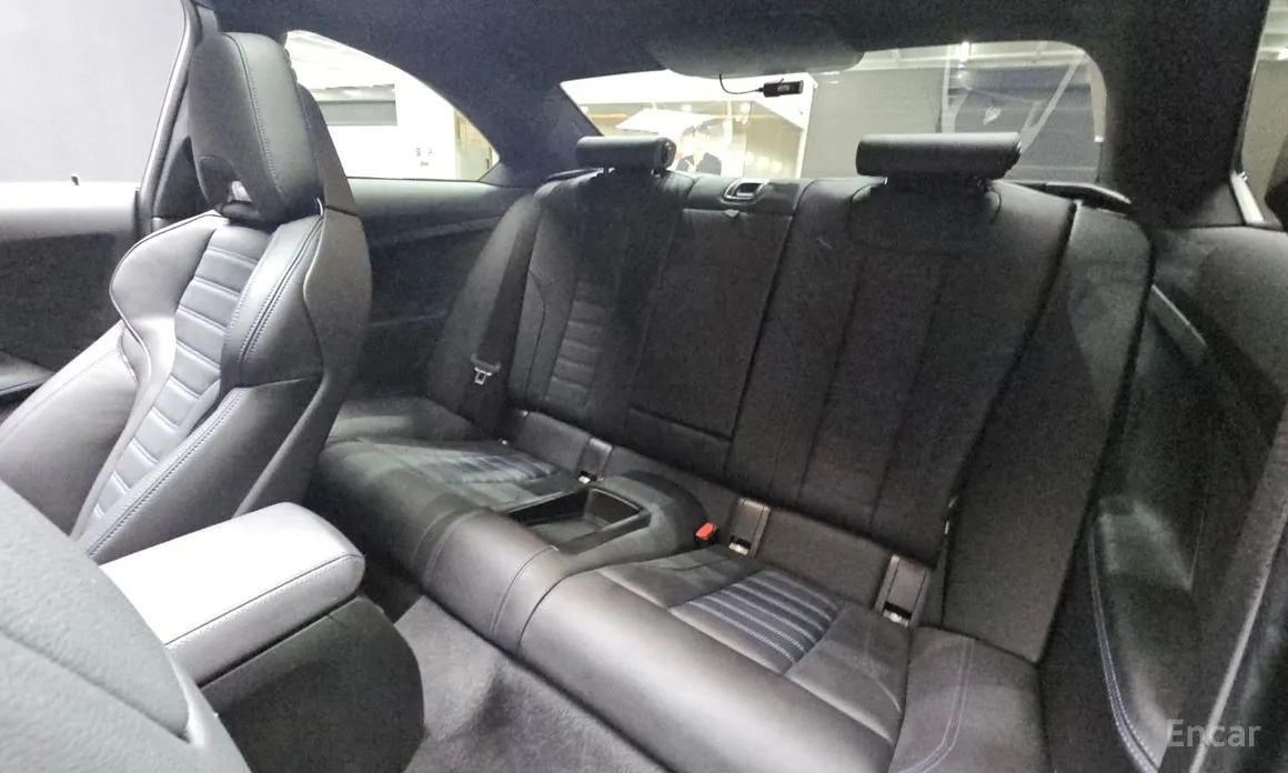 BMW 2 Series 2022 M240i xDrive Coupe