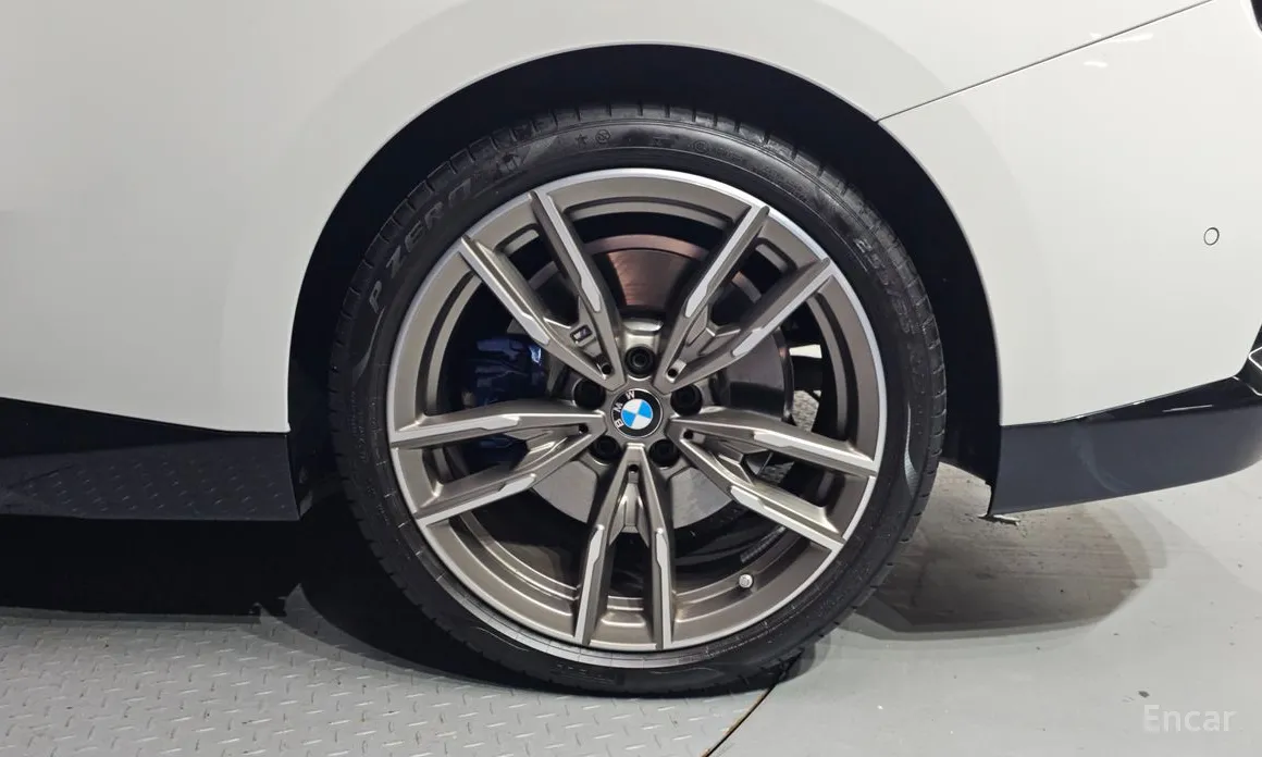 BMW 2 Series 2022 M240i xDrive Coupe