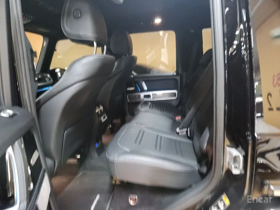 Mercedes-Benz G-Class 2024 G450d