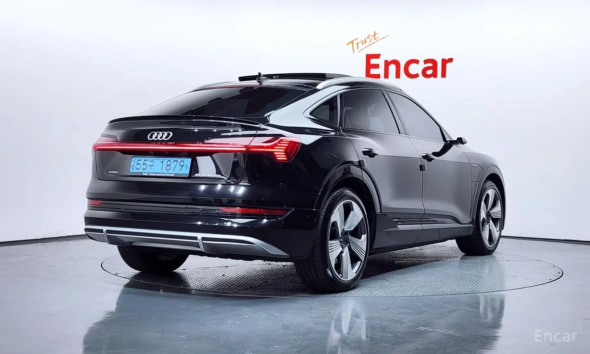 2020 Audi e-tron