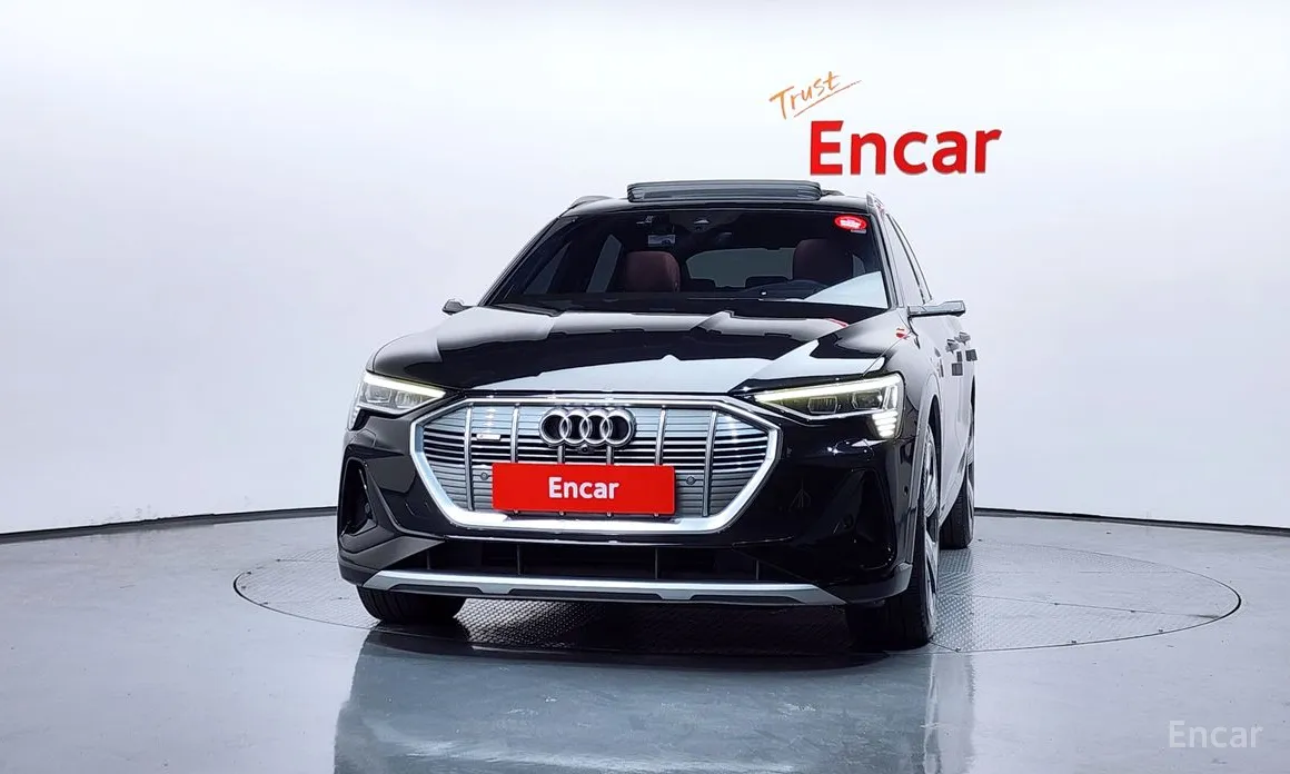 2020 Audi e-tron