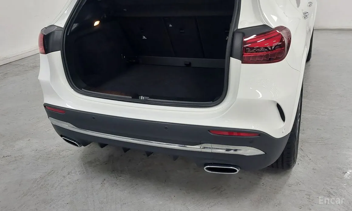 Mercedes-Benz GLA-Class 2020 GLA250 4MATIC