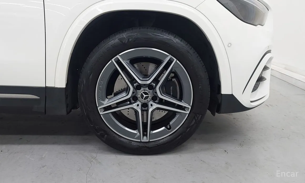 2020 Mercedes-Benz GLA-Class
