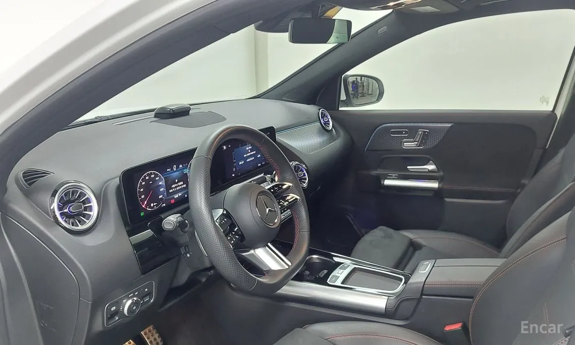 Mercedes-Benz GLA-Class 2020 GLA250 4MATIC