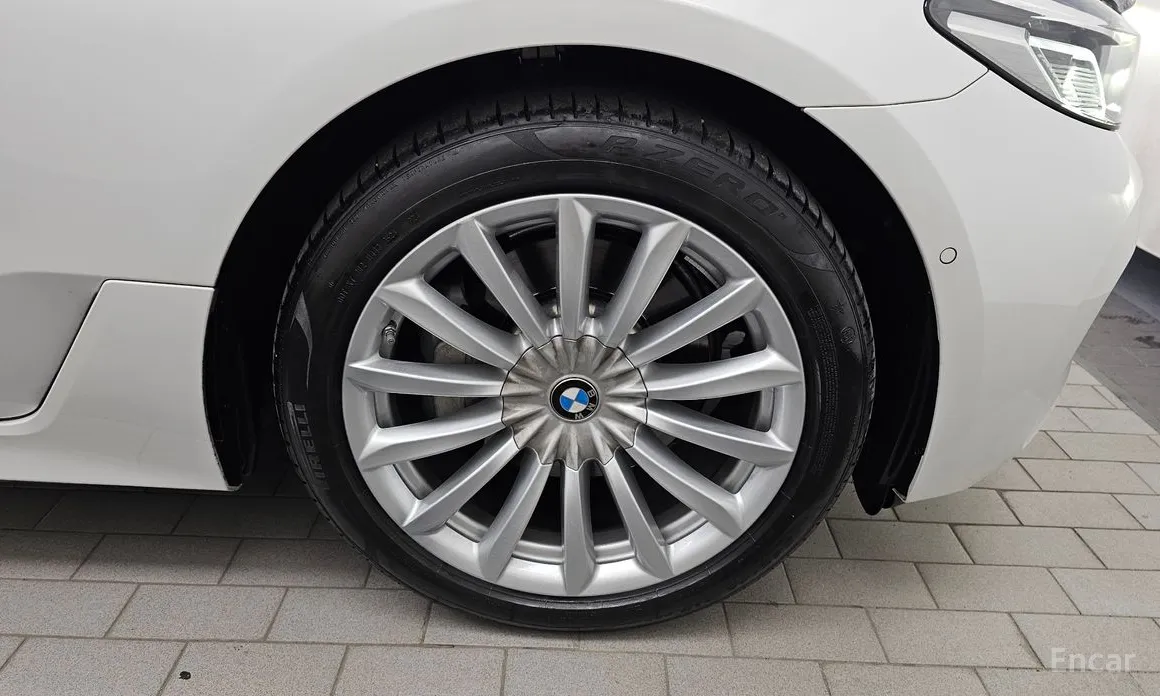 BMW Gran Turismo 2017 620d Luxury