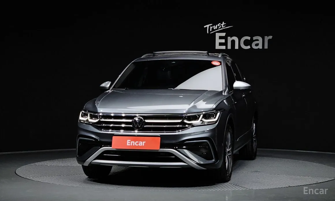 Фото 3 - Volkswagen Tiguan