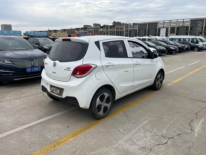 Changan BenBen E-Star 2021 2021款 国民版 心悦版 磷酸铁锂（31.86kWh）