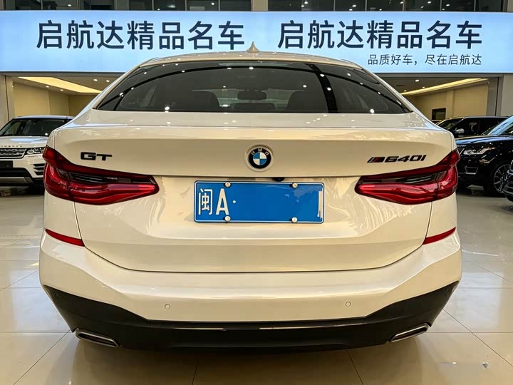 Photo 6 - BMW 6 Series GT