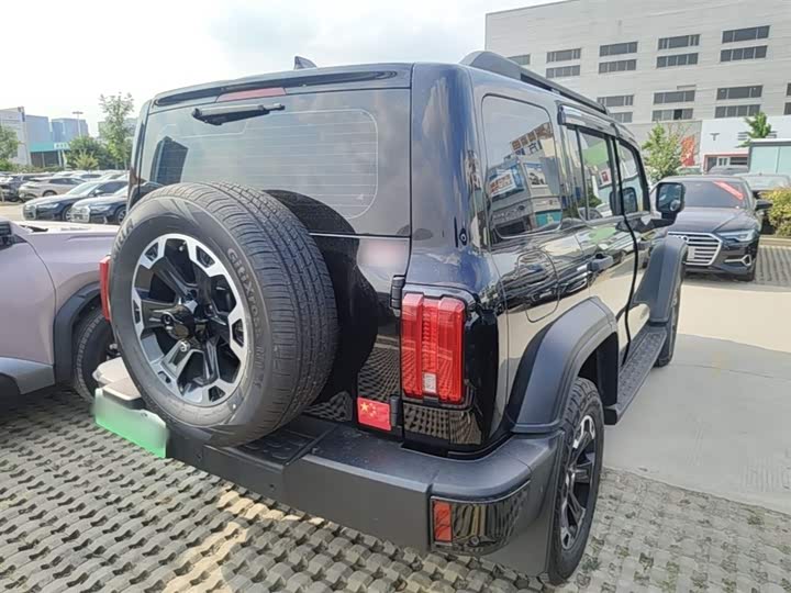 Tank 300 Hybrid 2025 2025款 Hi4-T 37.1kWh