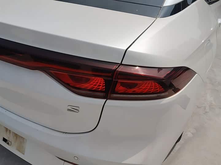 Фото 8 - GAC Aion S