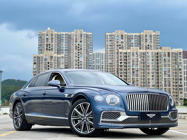 Фото 3 - Bentley Flying Spur Hybrid