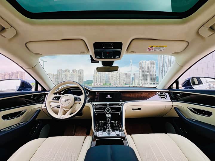 Фото 8 - Bentley Flying Spur Hybrid