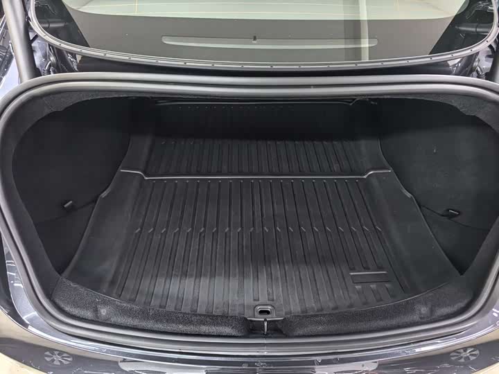 Фото 7 - Tesla Model 3