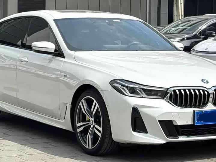 Фото 2 - BMW 6 Series GT