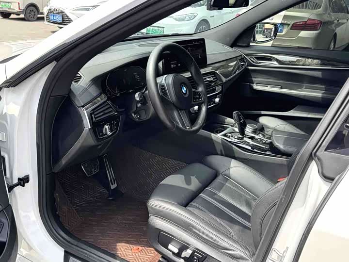 Фото 6 - BMW 6 Series GT