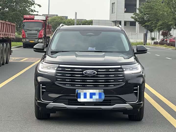 Фото 3 - Ford Explorer