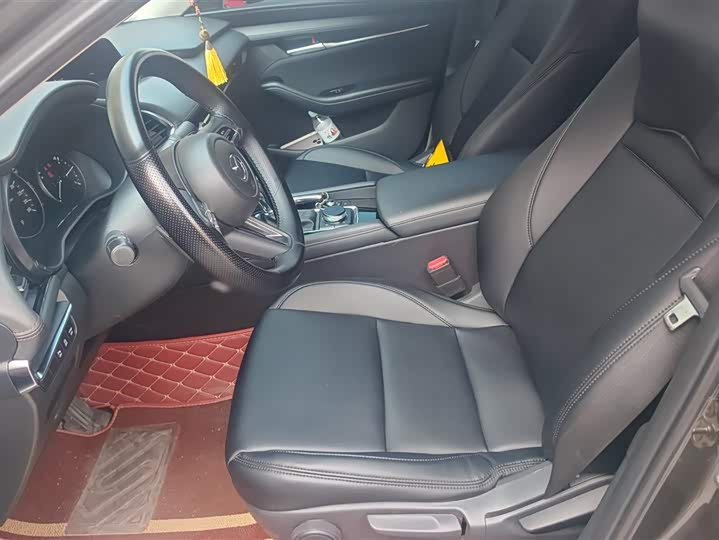 Zdjęcie 9 - Mazda 3 (Axela)