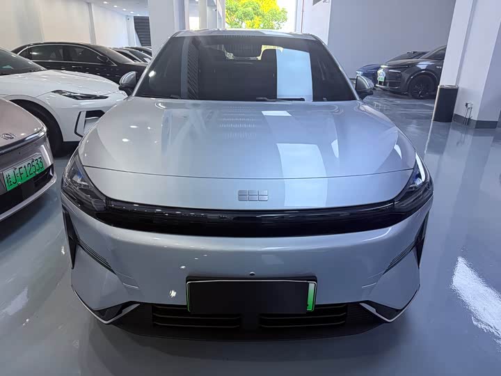 Geely Galaxy L6 2025 2025款 EM-i 140km 星舰版